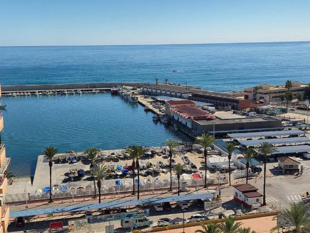 Piso de alto standing de 81 m2 en venta en Fuengirola, España