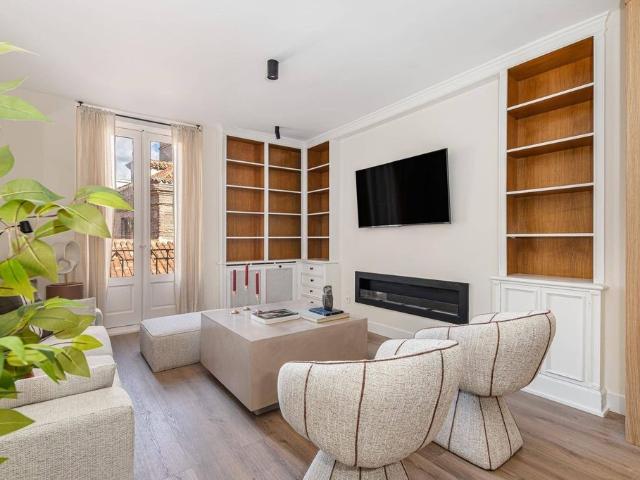 Piso de alto standing de 81 m2 en venta en Madrid, Comunidad de Madrid