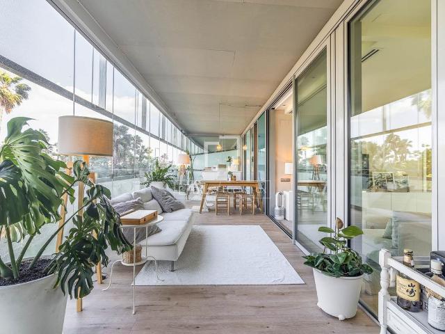 Piso de alto standing de 82 m2 en venta en Barcelona, España
