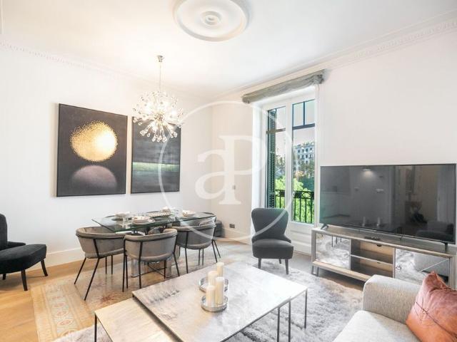 Piso de alto standing de 85 m2 en alquiler en Barcelona, España