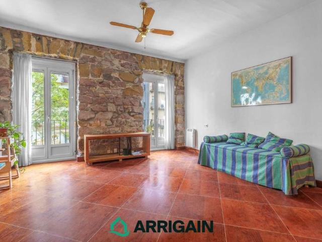 Piso de alto standing de 85 m2 en venta en San Sebastián, España