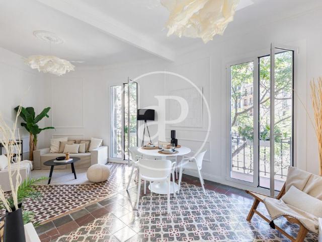 Piso de alto standing de 88 m2 en venta en Barcelona, España