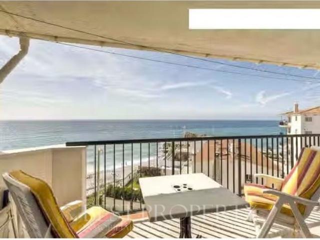 Piso de alto standing de 90 m2 en venta en Nerja, Andalucía