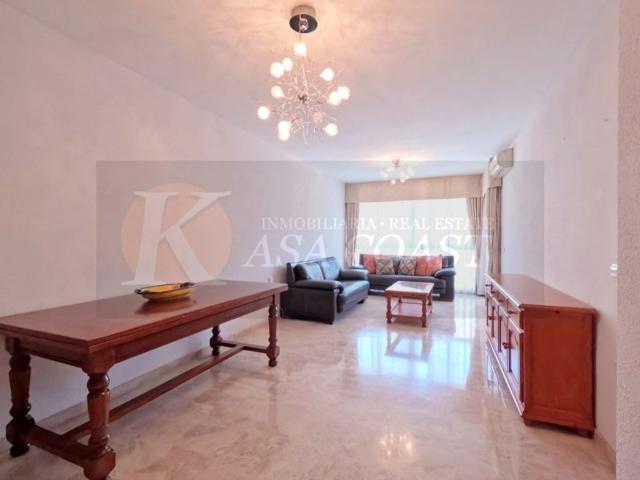 Piso de alto standing de 91 m2 en venta en Fuengirola, Andalucía