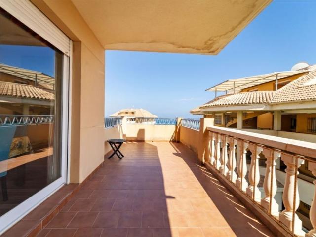 Piso de alto standing de 91 m2 en venta en Fuengirola, Andalucía