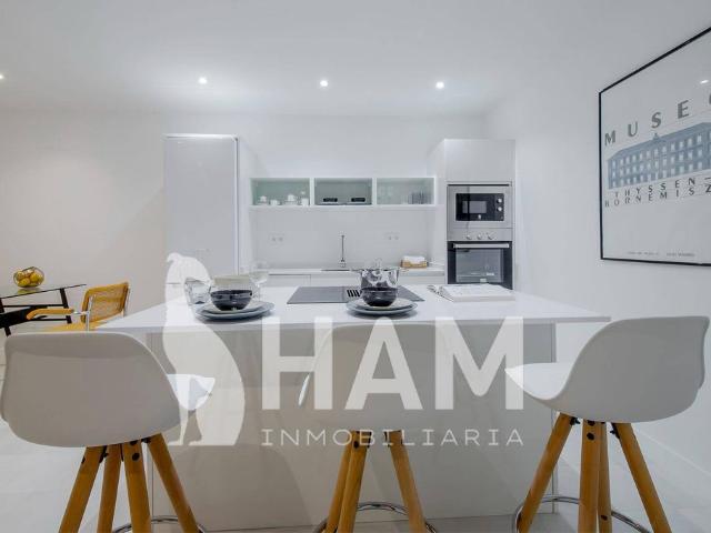 Piso de alto standing de 93 m2 en alquiler en Madrid, España