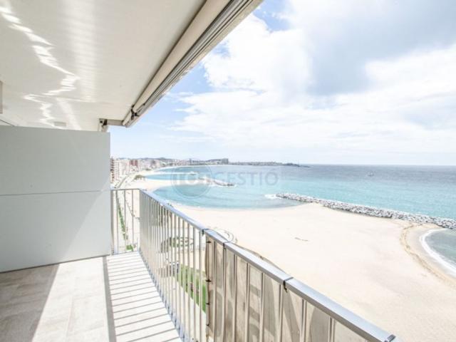 Piso de alto standing de 93 m2 en venta en Calonge, España