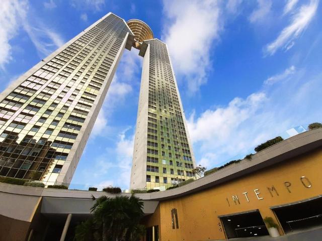 Piso de alto standing de 96 m2 en venta en Benidorm, Comunidad Valenciana