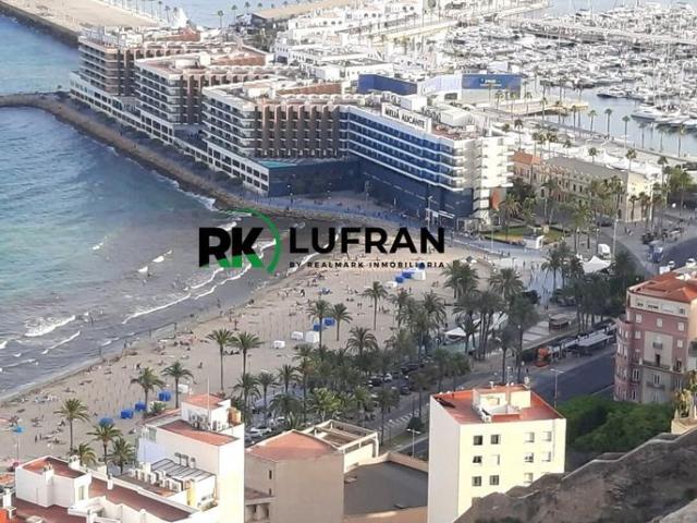 Piso de alto standing de 97 m2 en venta en Alicante, Comunidad Valenciana