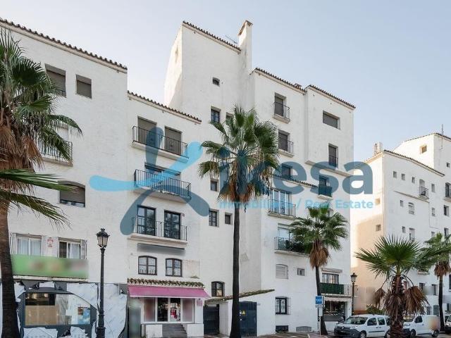 Piso de alto standing de 97 m2 en venta en Marbella, España