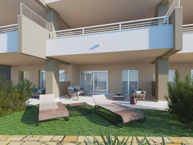 Piso de alto standing de 98 m2 en venta en Estepona, España