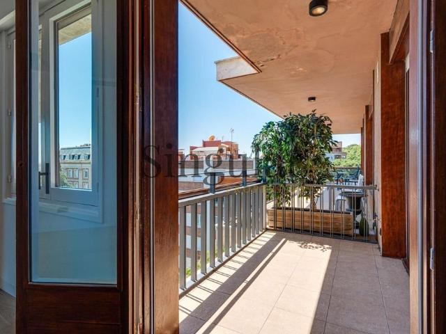 Piso de alto standing en alquiler en Barcelona, España