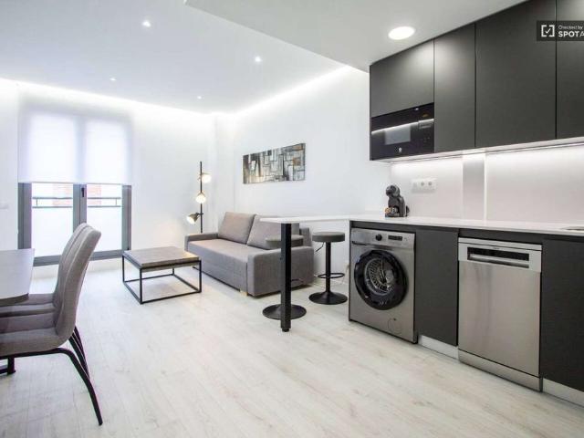 Piso de alto standing en alquiler en Madrid, España