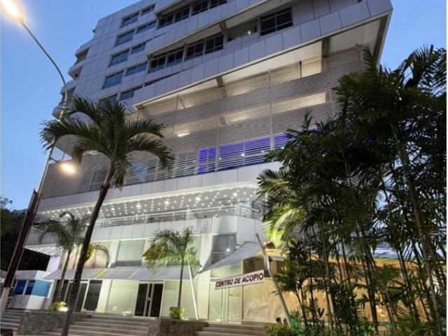 Piso de alto standing en alquiler en Nueva Caracas, Venezuela