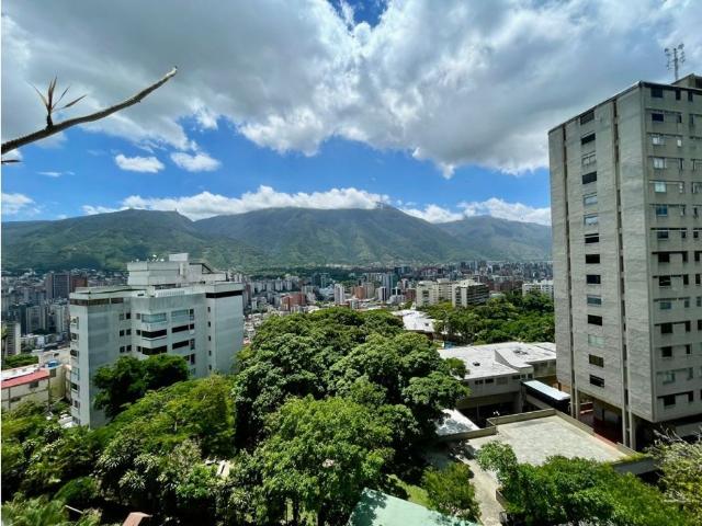 Piso de alto standing en alquiler en Nueva Caracas, Venezuela