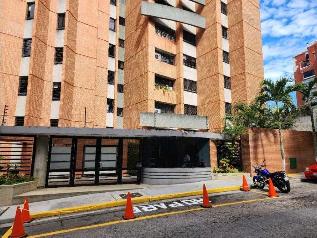 Piso de alto standing en alquiler en Nueva Caracas, Distrito Capital