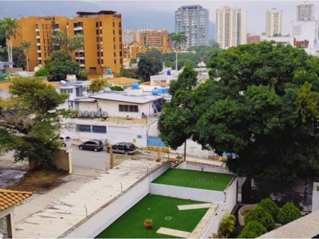 Piso de alto standing en alquiler en Nueva Caracas, Distrito Capital