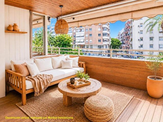 Piso de alto standing en venta en Alicante, Comunidad Valenciana