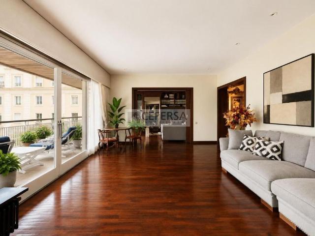 Piso de alto standing en venta en Barcelona, Cataluña