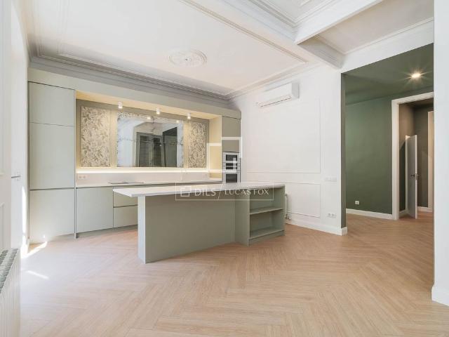 Piso de alto standing en venta en Barcelona, Cataluña