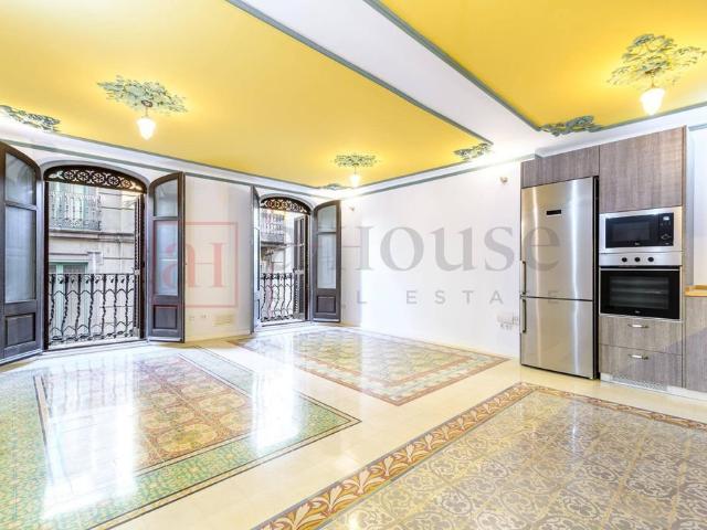 Piso de alto standing en venta en Barcelona, Cataluña