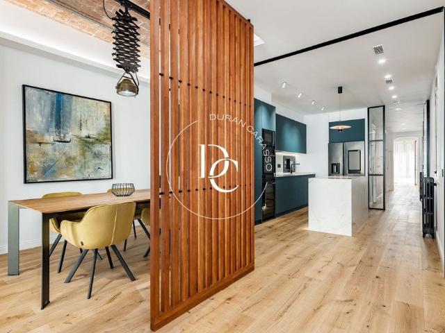 Piso de alto standing en venta en Barcelona, España