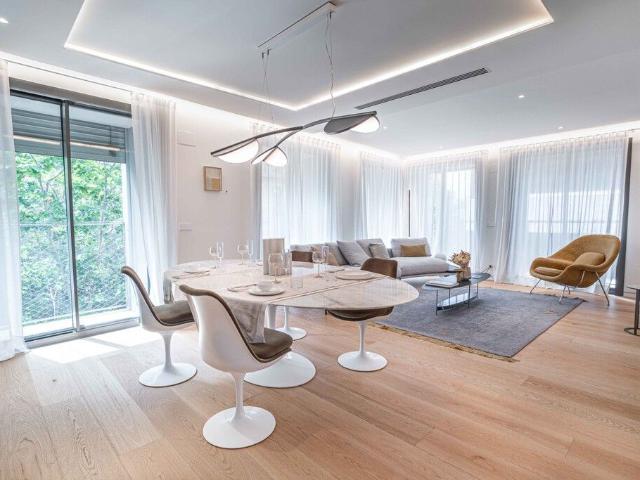 Piso de alto standing en venta en Barcelona, España