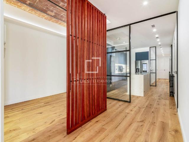 Piso de alto standing de 150 m2 en venta en Barcelona, España