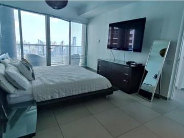 Piso de alto standing en venta en Bella Vista, Provincia de Colón 131073 LuxuryEstate. Com