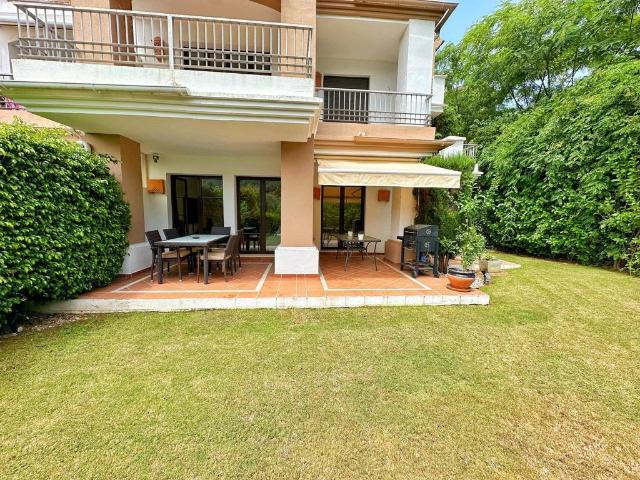 Piso de alto standing en venta en Benahavís, Andalucía