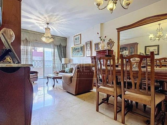 Piso de alto standing en venta en Granada, España