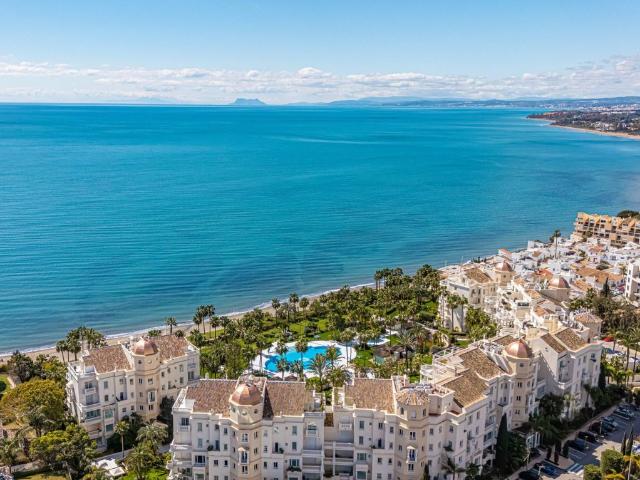Piso de alto standing en venta en Estepona, Andalucía