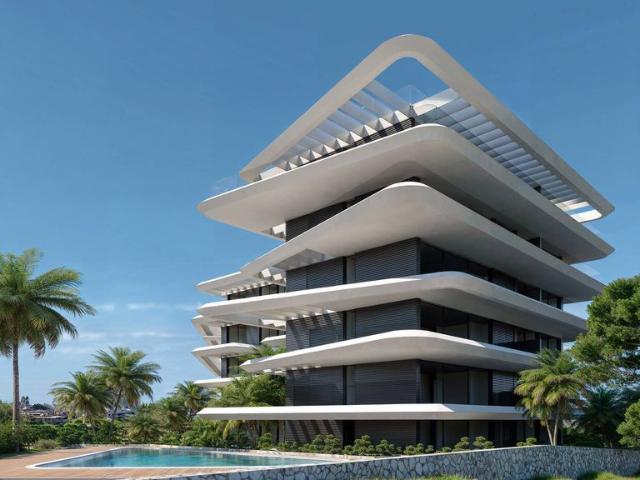Piso de alto standing en venta en Estepona, Andalucía