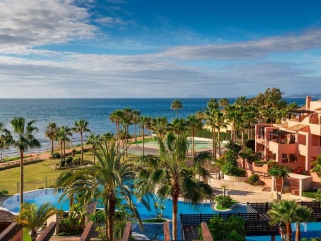 Piso de alto standing en venta en Estepona, España