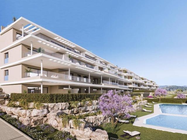 Piso de alto standing en venta en Estepona, España