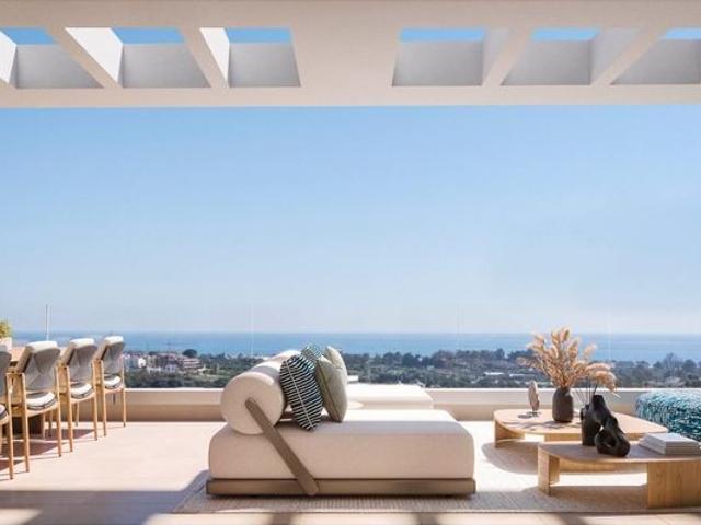 Piso de alto standing en venta en Estepona, España