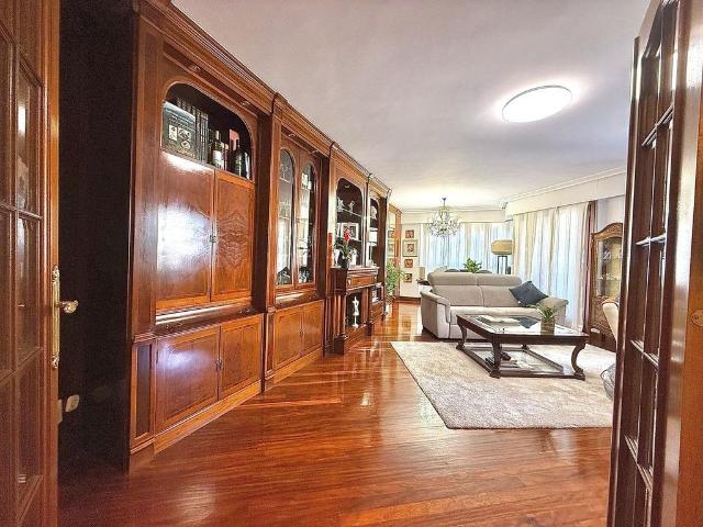 Piso de alto standing en venta en Irún, España