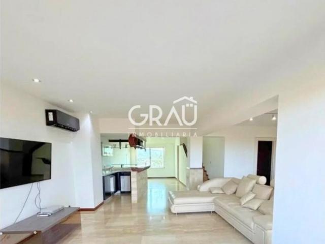Piso de alto standing en venta en Lecherías, Venezuela