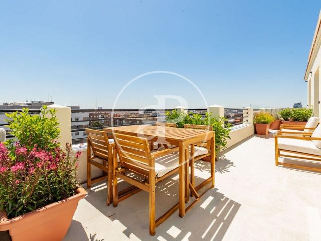 Atico de alto standing en venta Madrid, España