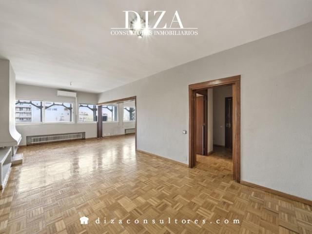 Piso de alto standing en venta en Madrid, España