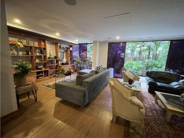 Piso de alto standing en venta en Medellín, Colombia