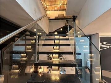 Piso de alto standing en venta en Medellín, Colombia