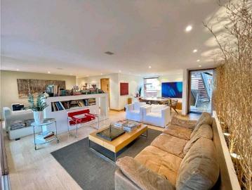 Piso de alto standing en venta en Medellín, Colombia