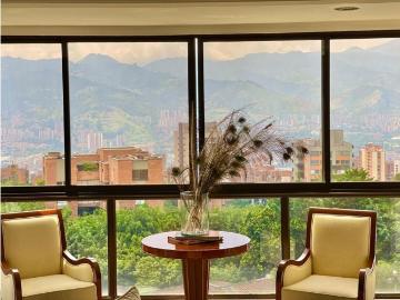 Piso de alto standing en venta en Medellín, Departamento de Antioquia