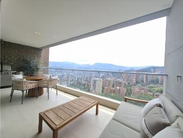 Piso de alto standing en venta en Medellín, Departamento de Antioquia