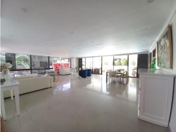 Piso de alto standing en venta en Medellín, Departamento de Antioquia