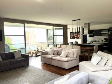 Piso de alto standing en venta en Medellín, Departamento de Antioquia
