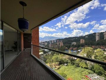 Piso de alto standing en venta en Medellín, Departamento de Antioquia