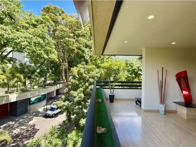 Piso de alto standing en venta en Nueva Caracas, Venezuela