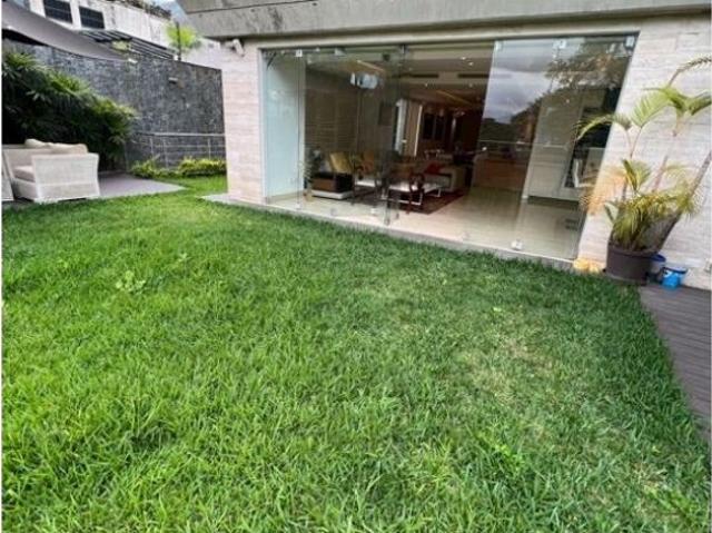 Piso de alto standing en venta en Nueva Caracas, Venezuela